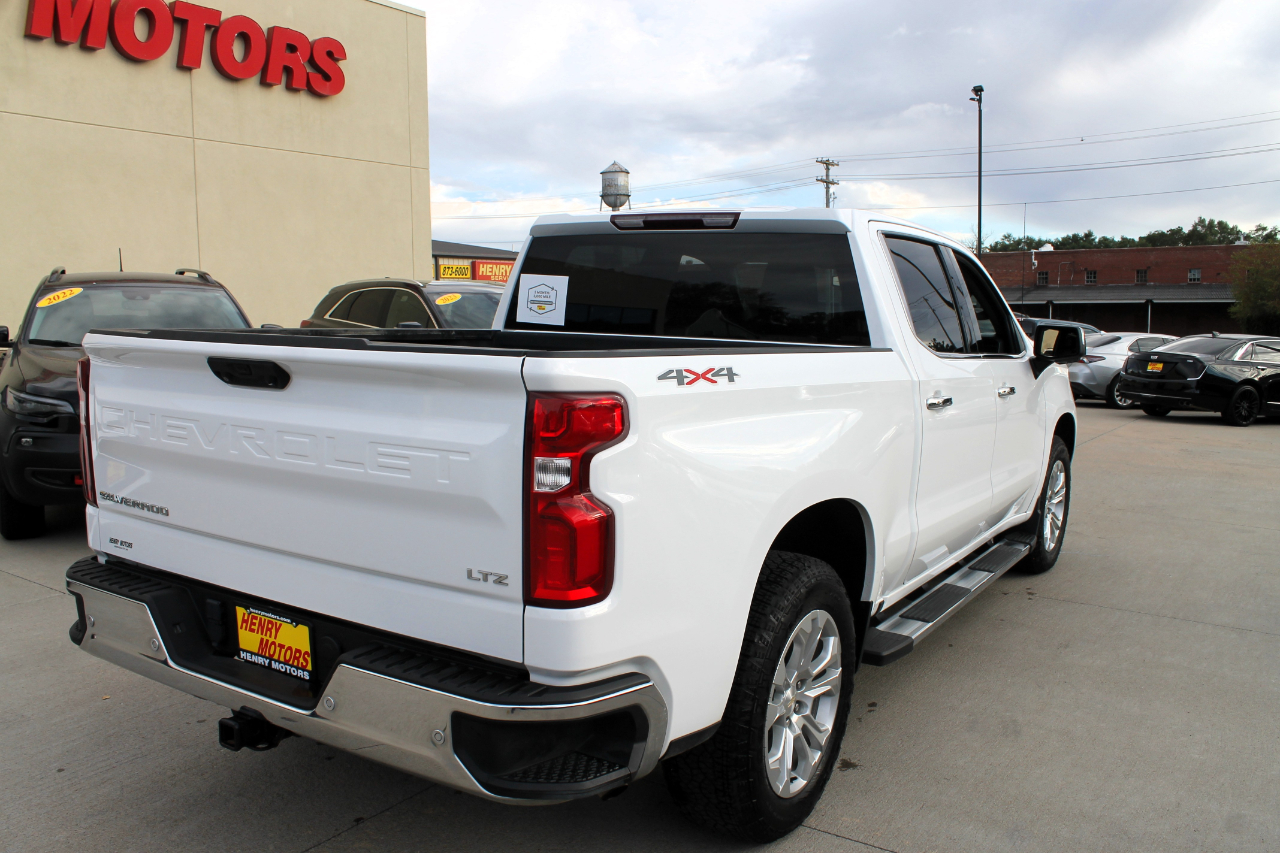 2023 Chevrolet Silverado 1500 LTZ photo 3