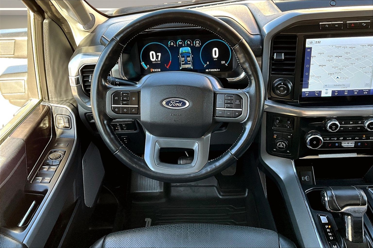 Ford F-150 SuperCrew 139" Lariat 4WD 2022