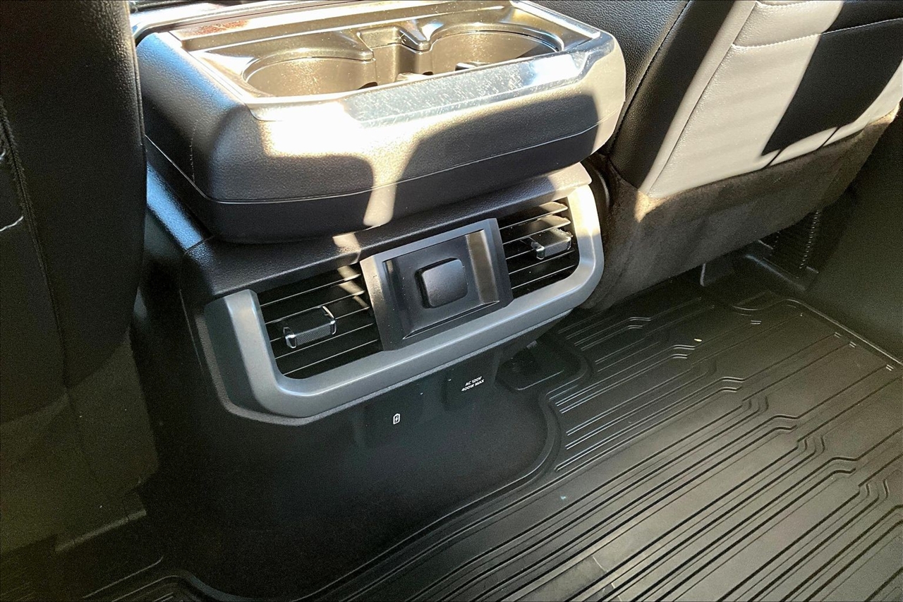 Ford F-150 SuperCrew 139" Lariat 4WD 2022