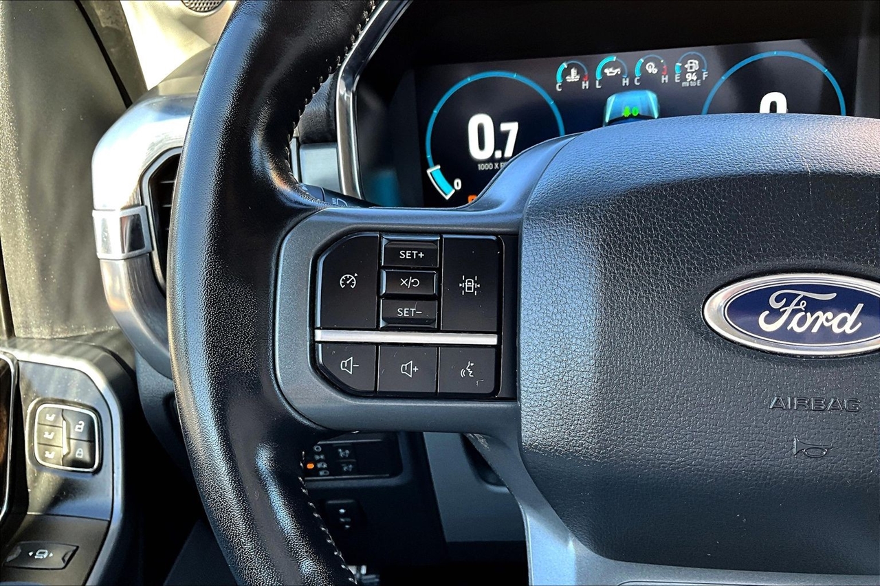 Ford F-150 SuperCrew 139" Lariat 4WD 2022