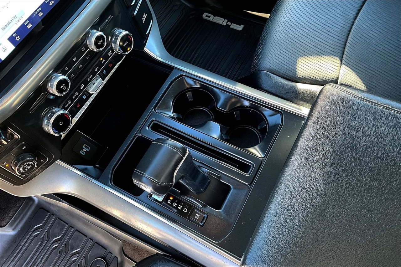 Ford F-150 SuperCrew 139" Lariat 4WD 2022