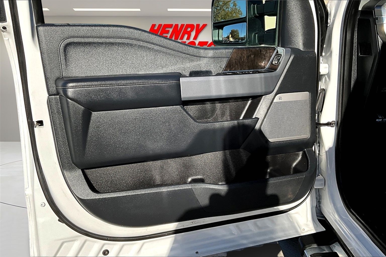 Ford F-150 SuperCrew 139" Lariat 4WD 2022