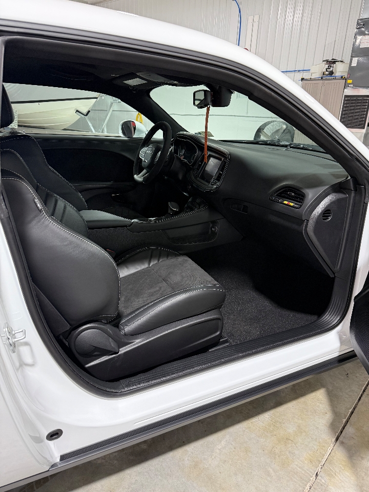 Dodge Challenger  2023