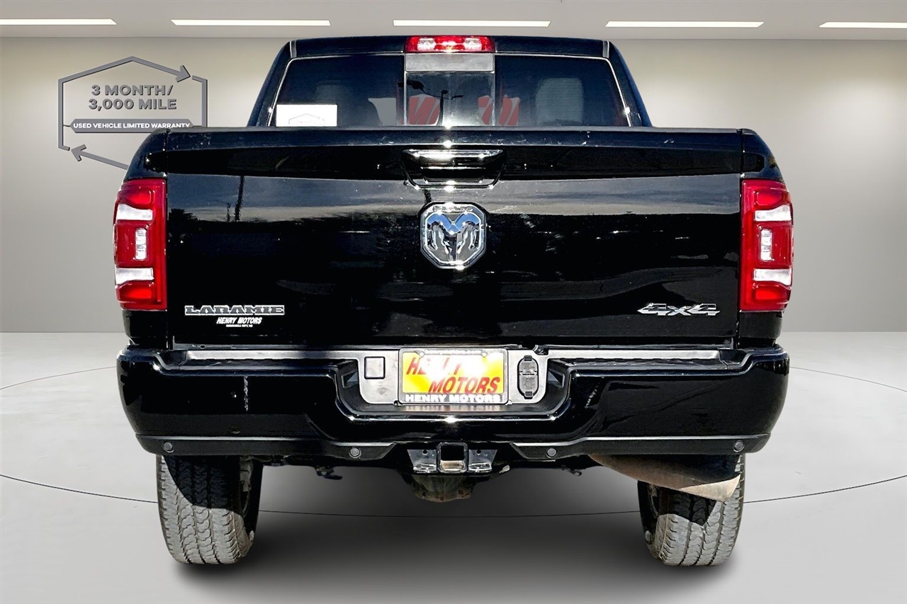 RAM 2500 Laramie 4x4 Crew Cab 6'4" Box 2024