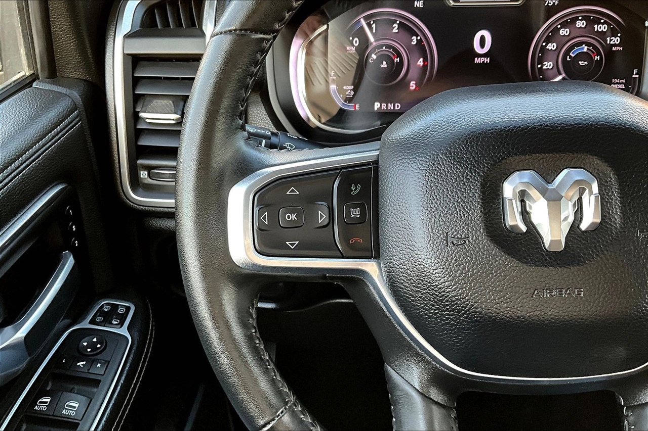 RAM 2500 Laramie 4x4 Crew Cab 6'4" Box 2024