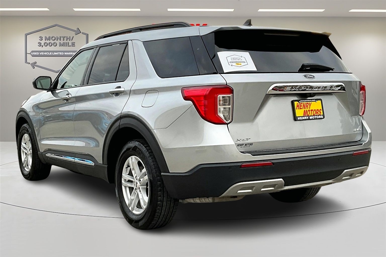 2022 Ford Explorer XLT photo 4