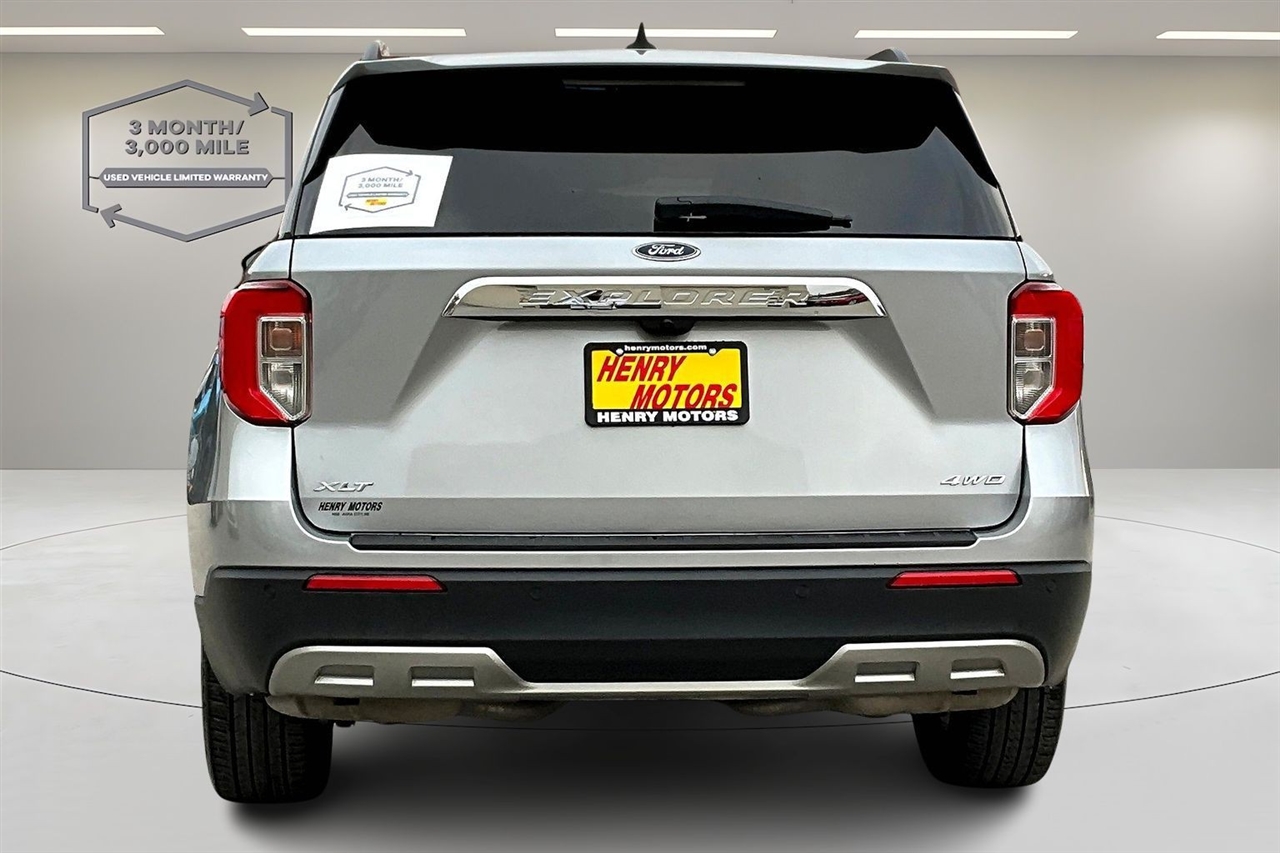 Ford Explorer XLT 4WD 2022