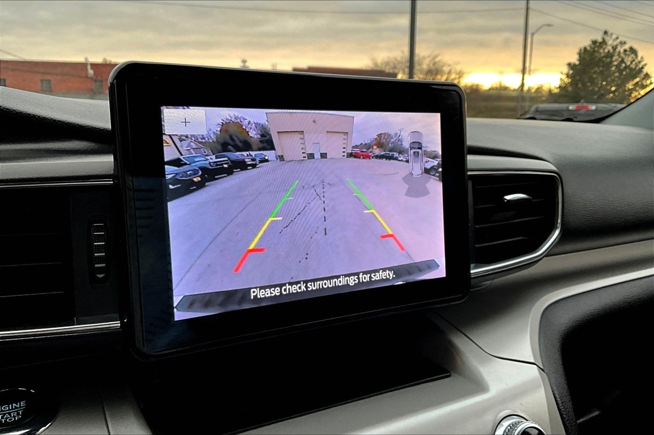 Ford Explorer XLT 4WD 2022