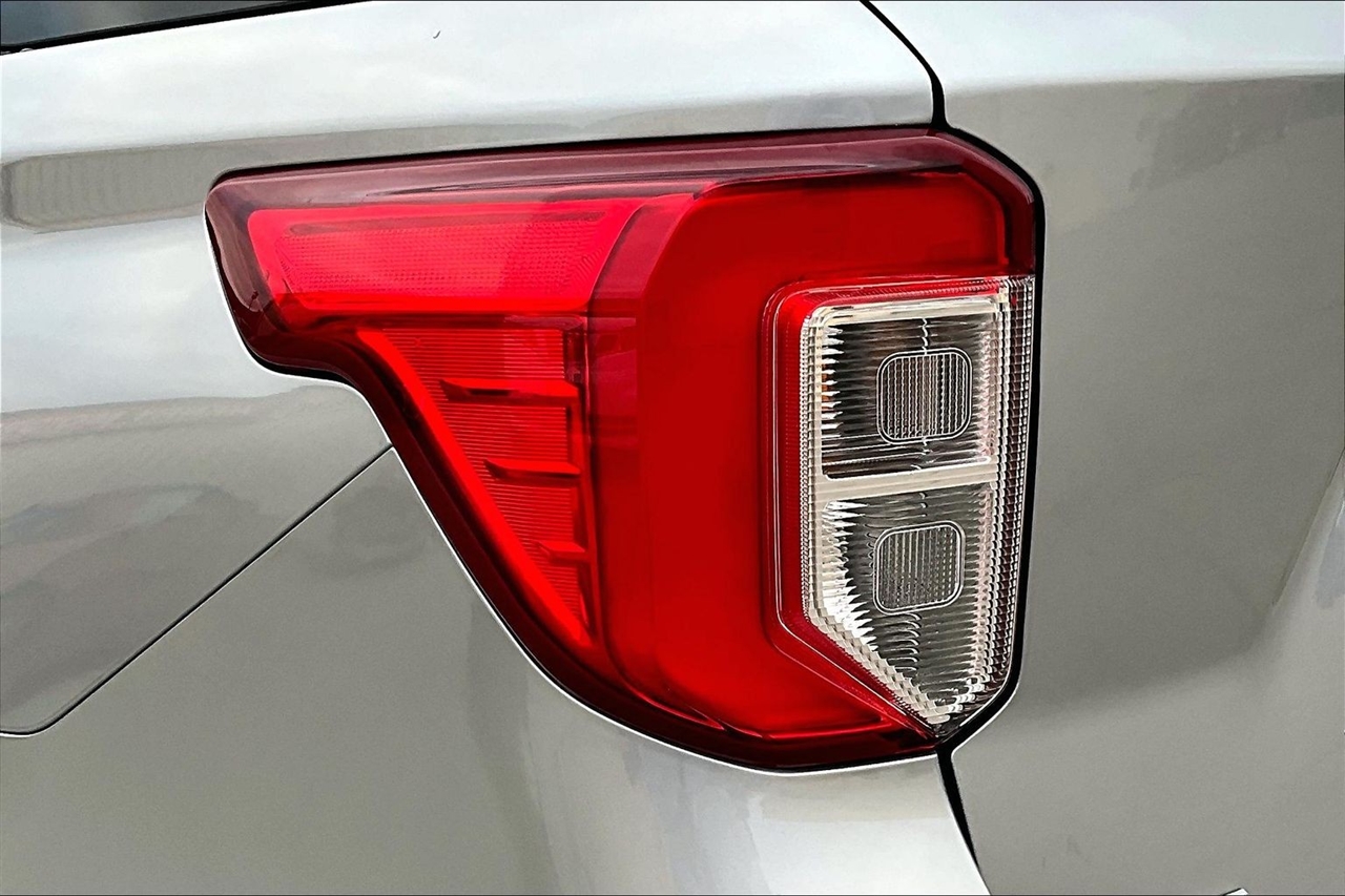 Ford Explorer XLT 4WD 2022