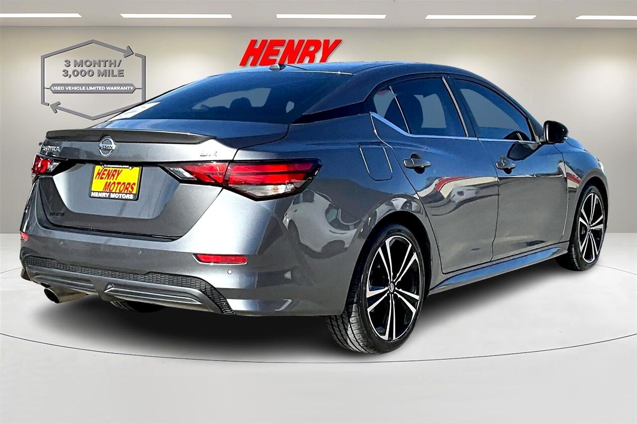 Nissan Sentra SR CVT 2022