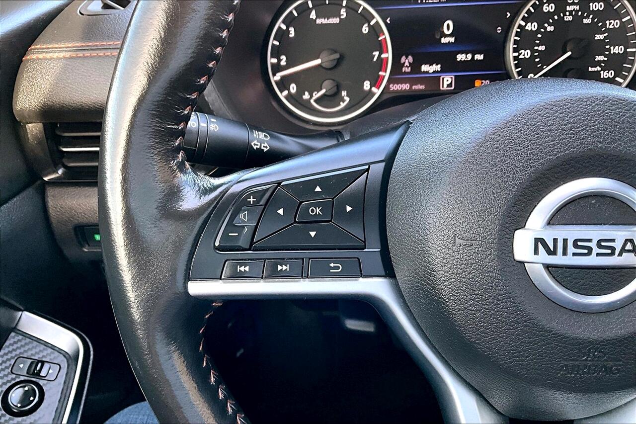 Nissan Sentra SR CVT 2022