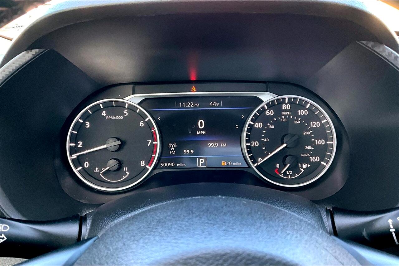 Nissan Sentra SR CVT 2022