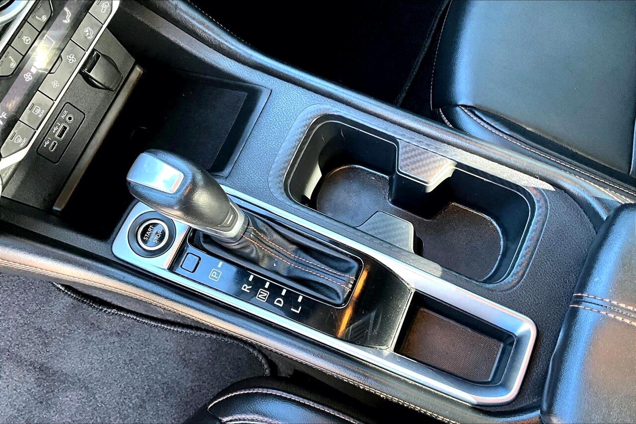 Nissan Sentra SR CVT 2022