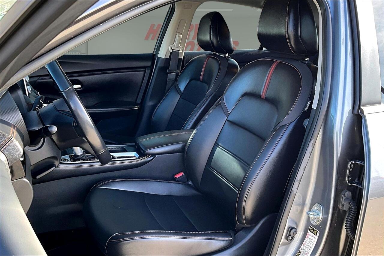 Nissan Sentra SR CVT 2022