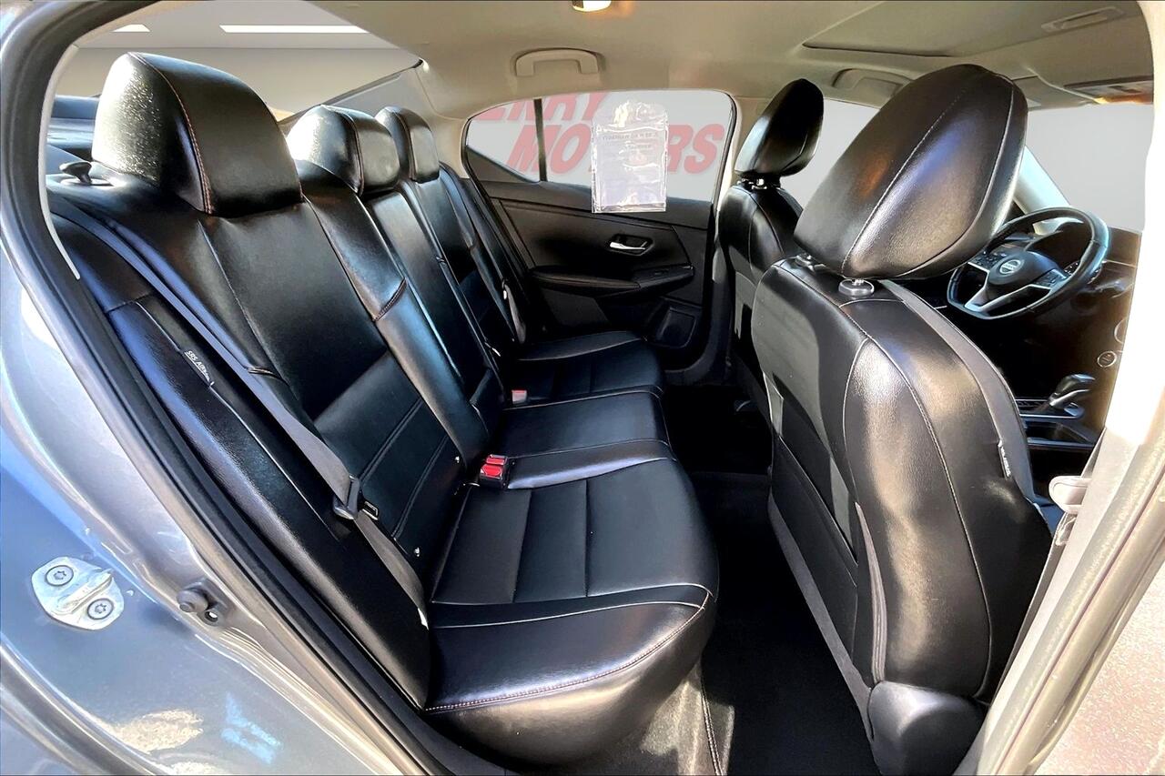 Nissan Sentra SR CVT 2022