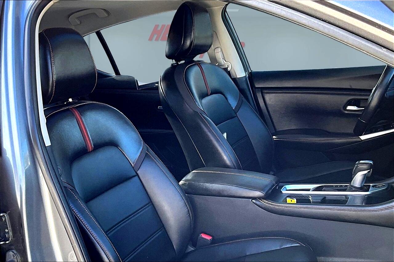 Nissan Sentra SR CVT 2022