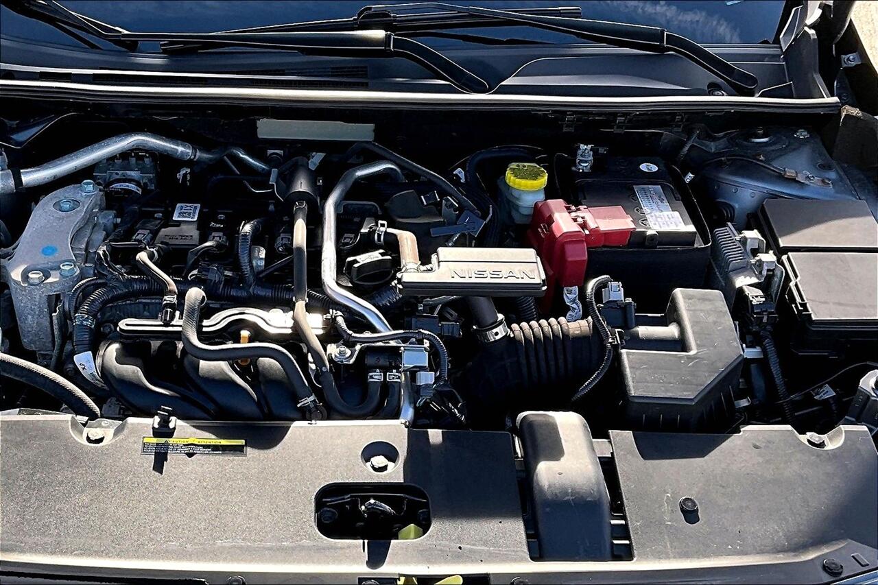 Nissan Sentra SR CVT 2022