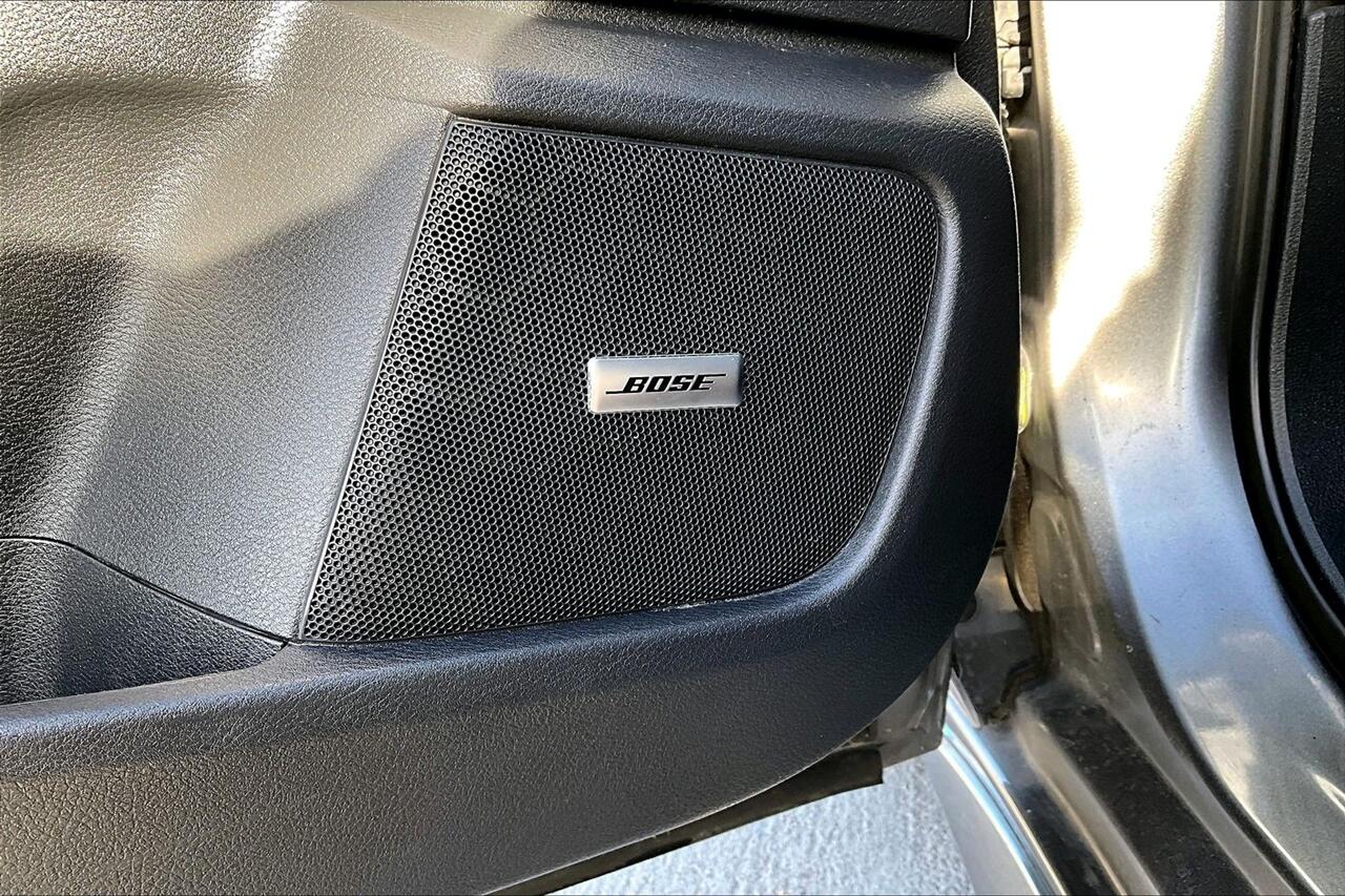 Nissan Sentra SR CVT 2022