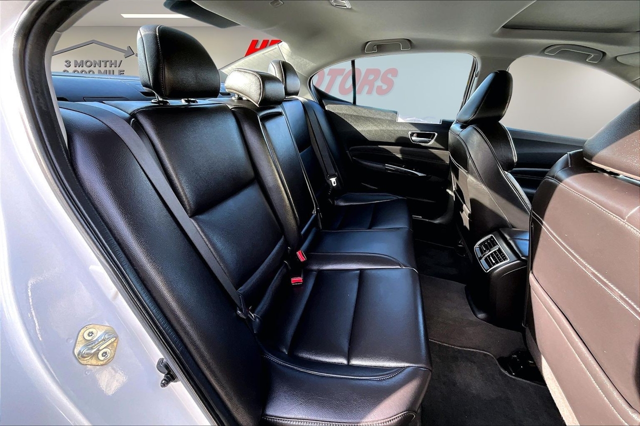 Acura TLX 2.4L FWD 2020