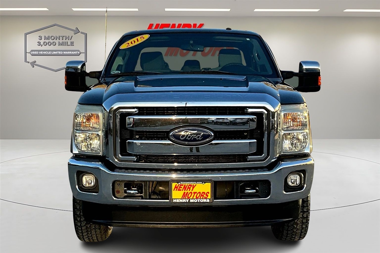 2015 Ford F-250 Lariat photo 2