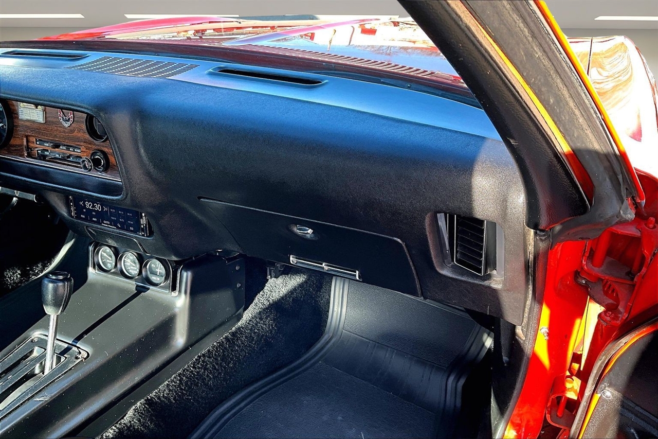 Pontiac Firebird 2dr Coupe SE 1976