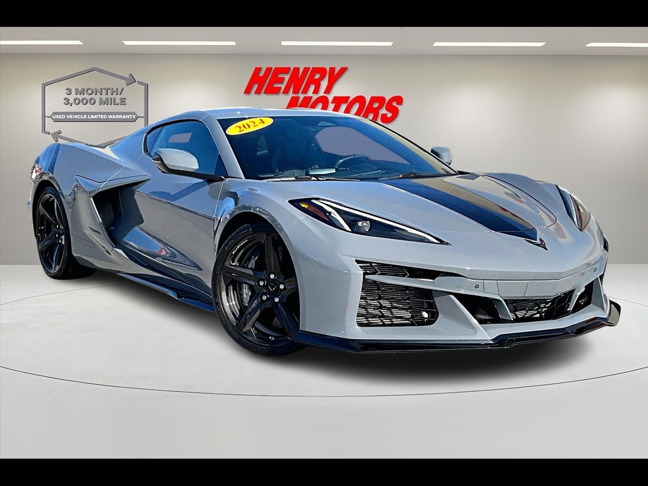 2024 Chevrolet Corvette E-Ray AWD Cpe w/3LZ $142,010 MSRP