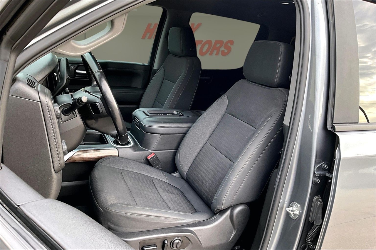 Chevrolet Silverado 1500 4WD Crew Cab 147" LT Trail Boss 2021