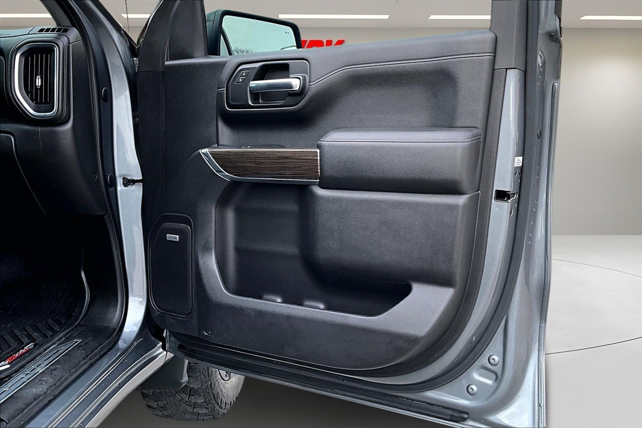 Chevrolet Silverado 1500 4WD Crew Cab 147" LT Trail Boss 2021