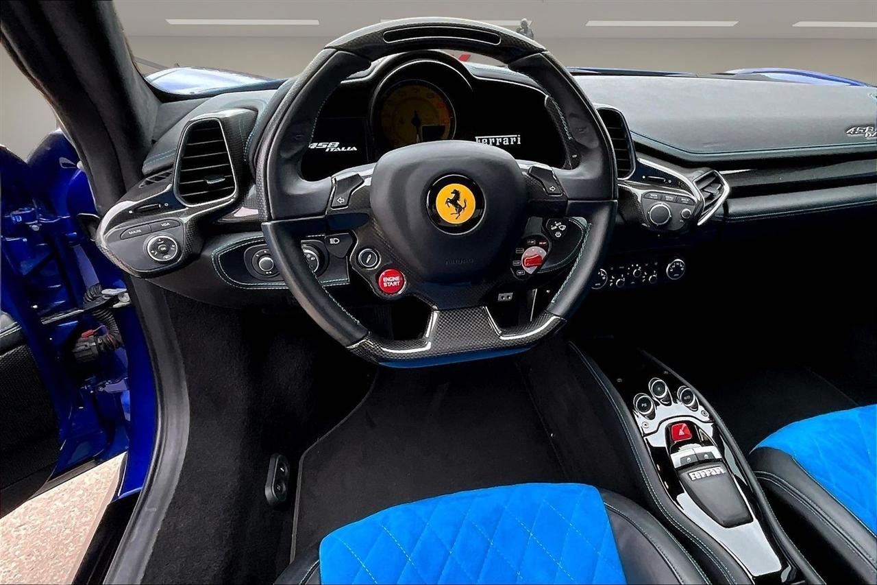 Ferrari 458 Italia  2015