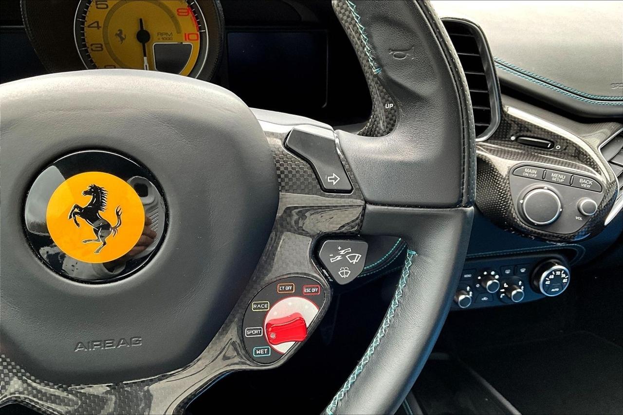 Ferrari 458 Italia  2015