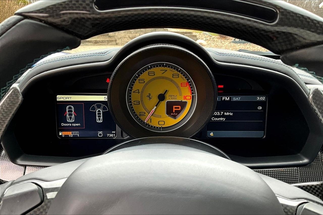 Ferrari 458 Italia  2015