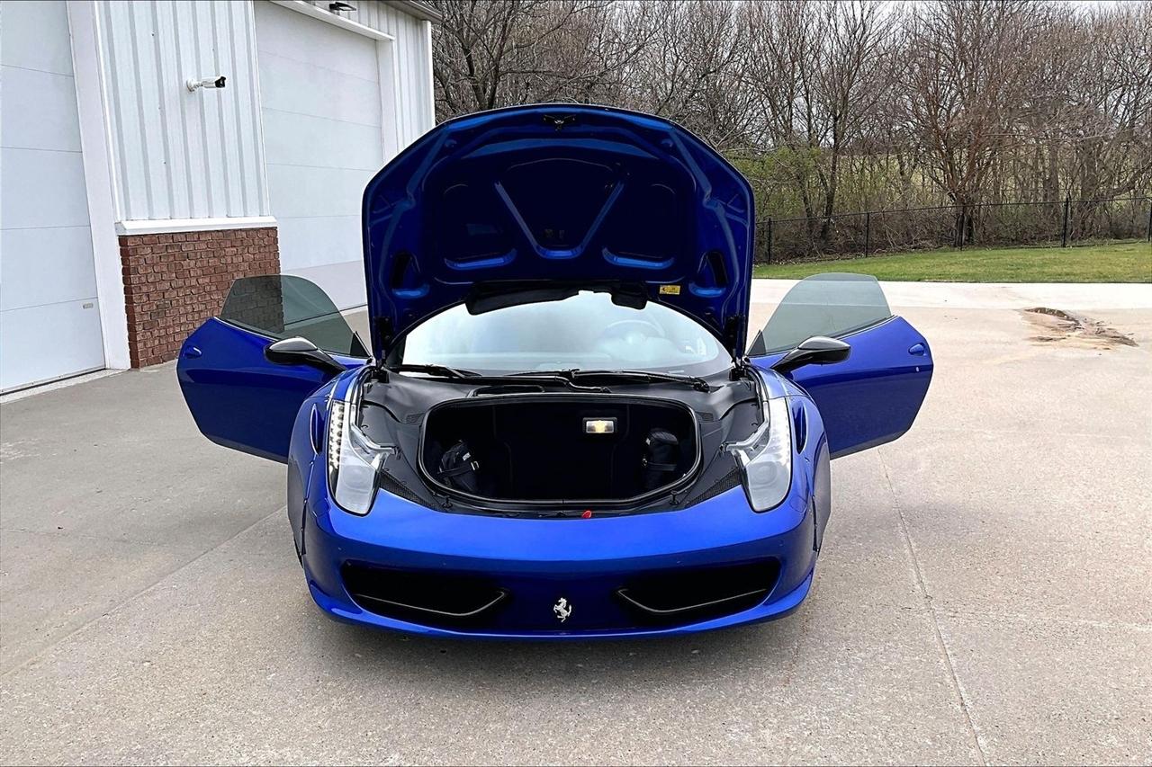 Ferrari 458 Italia  2015