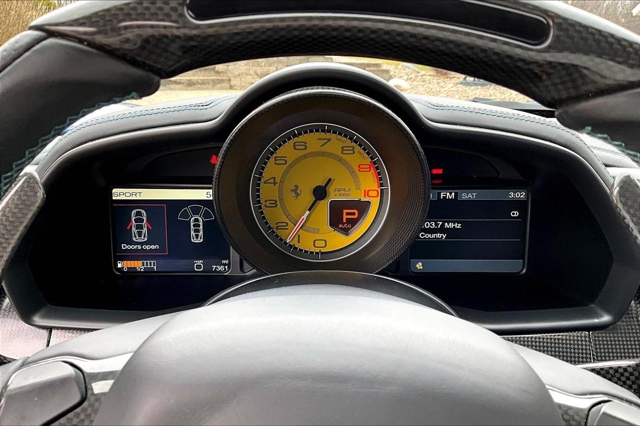 Ferrari 458 Italia  2015