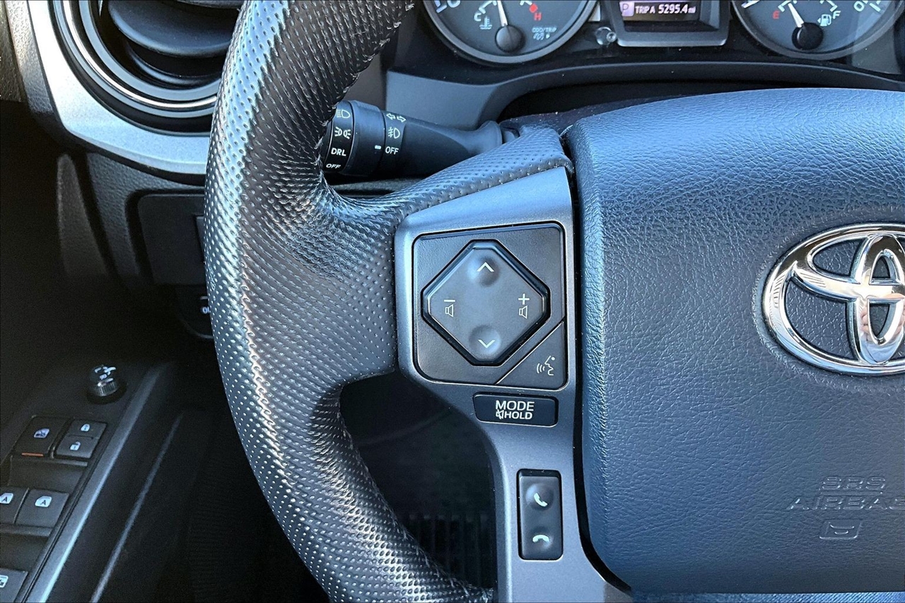 Toyota Tacoma 4WD TRD Sport Double Cab 5' Bed AT (Natl) 2020