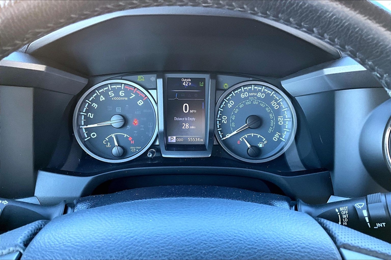 Toyota Tacoma 4WD TRD Sport Double Cab 5' Bed AT (Natl) 2020