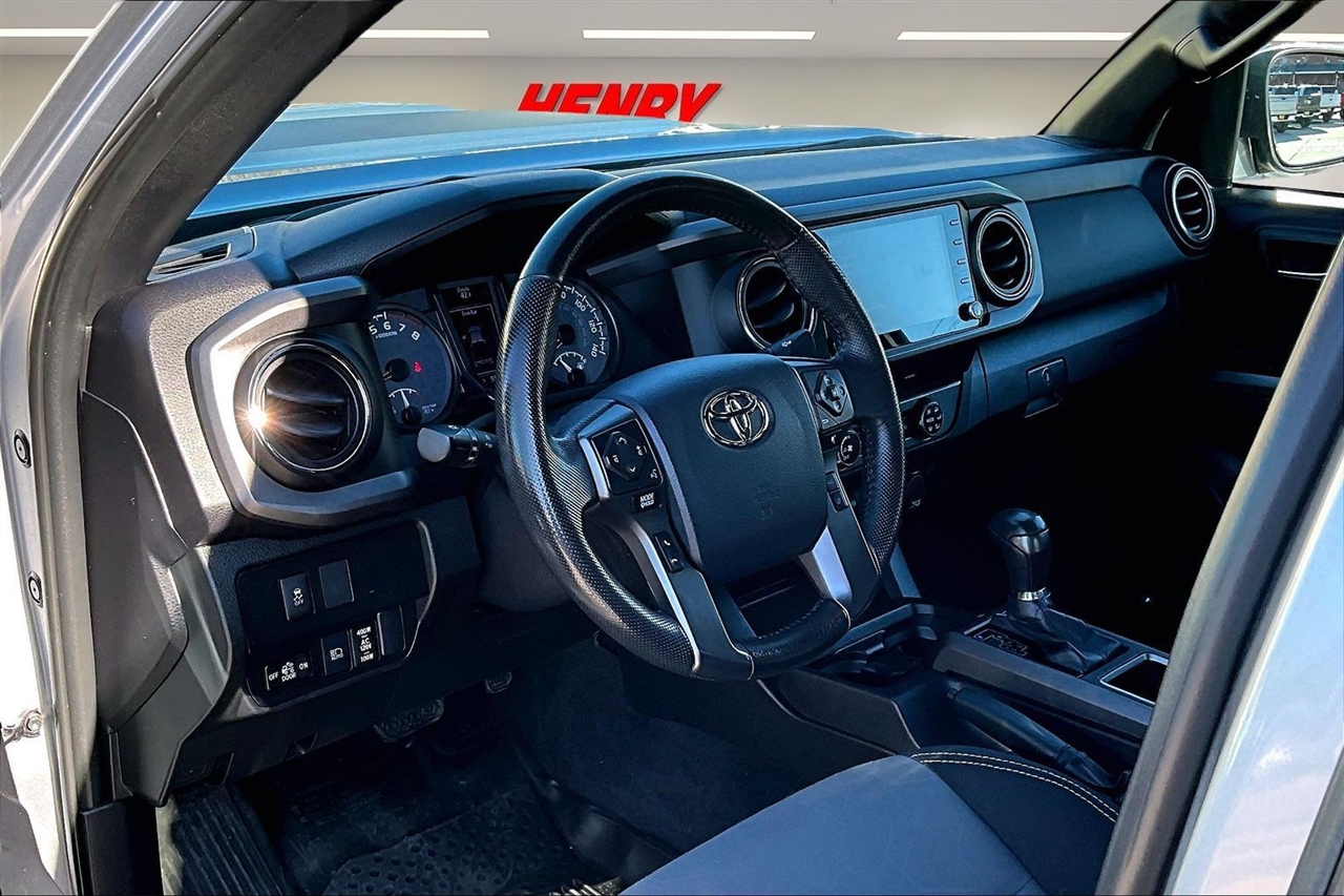 Toyota Tacoma 4WD TRD Sport Double Cab 5' Bed AT (Natl) 2020