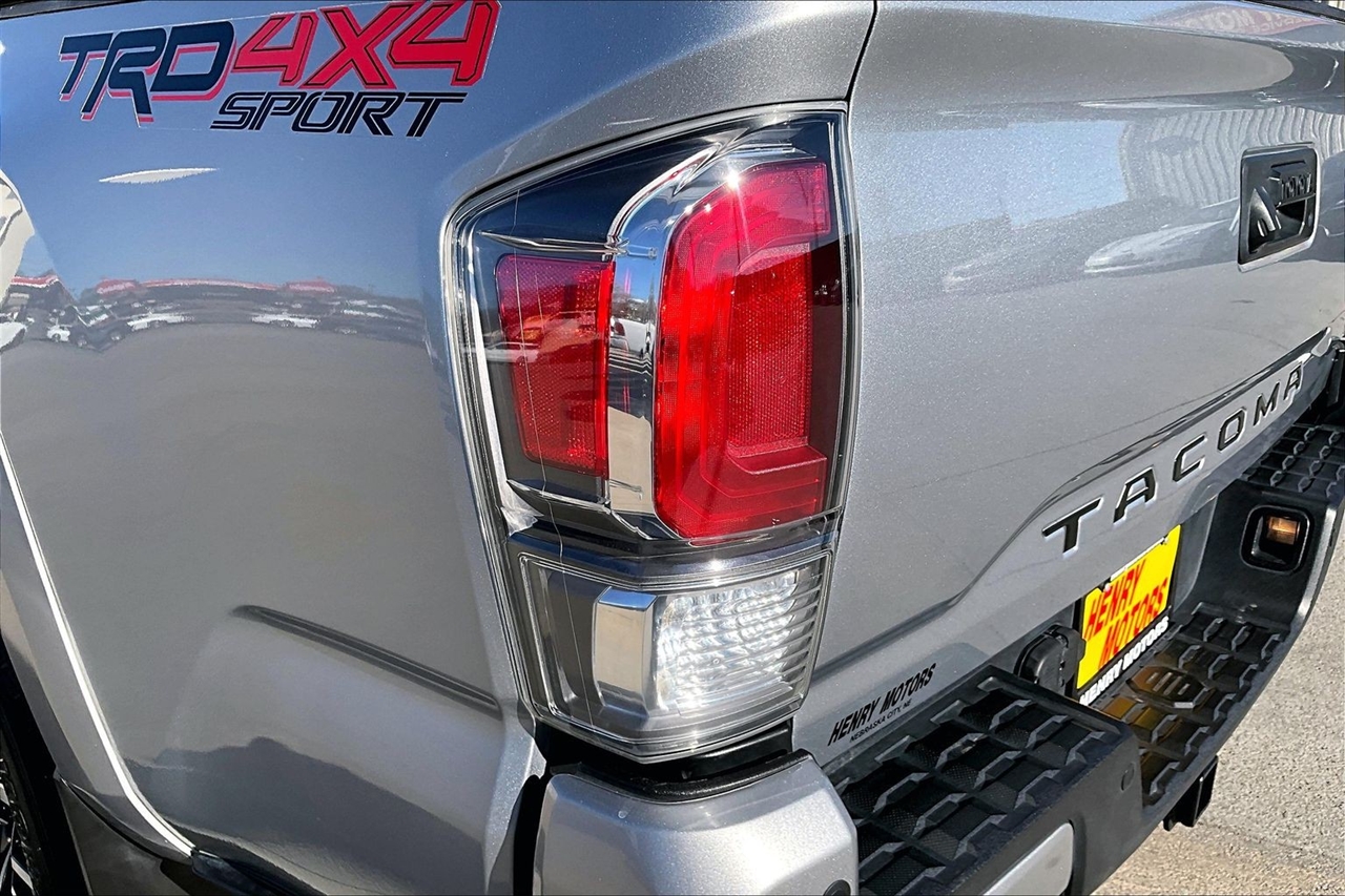 Toyota Tacoma 4WD TRD Sport Double Cab 5' Bed AT (Natl) 2020