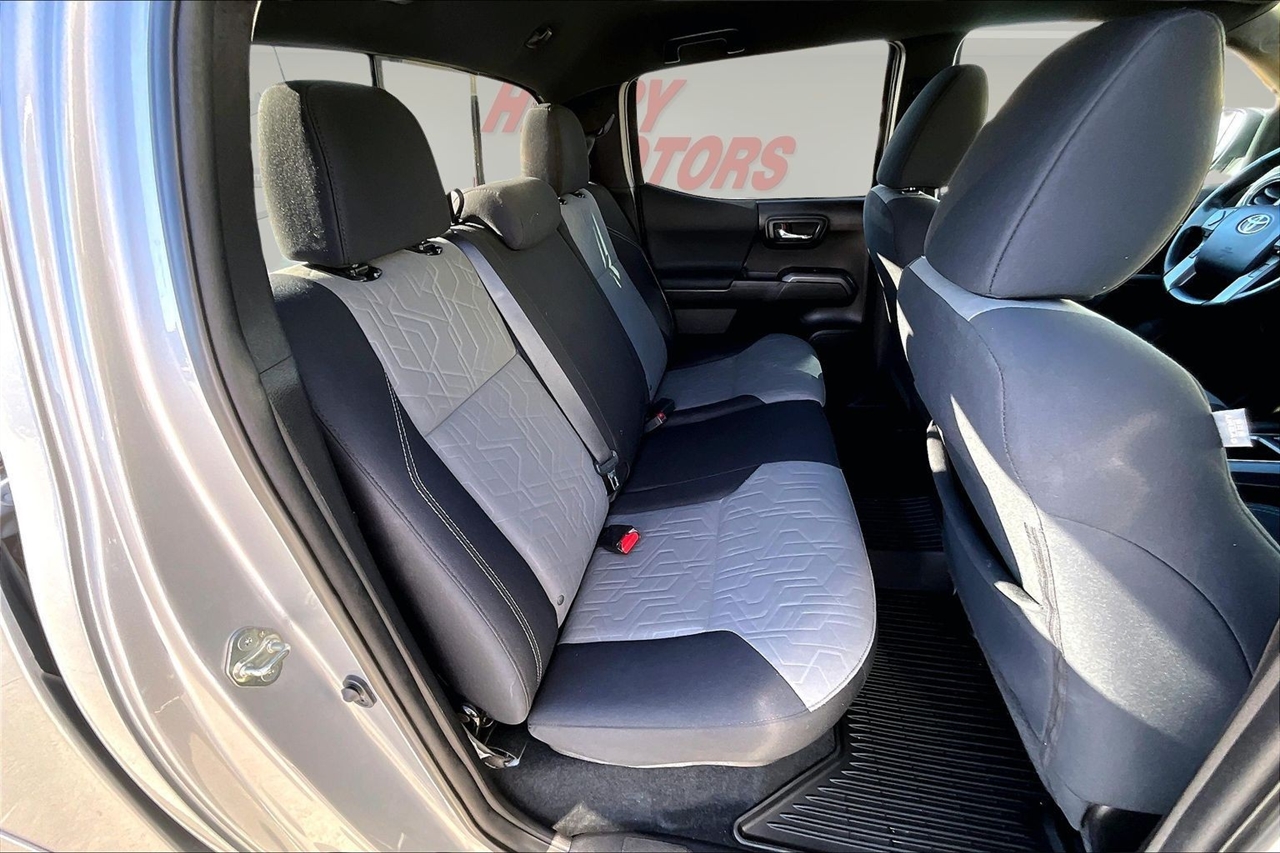 Toyota Tacoma 4WD TRD Sport Double Cab 5' Bed AT (Natl) 2020