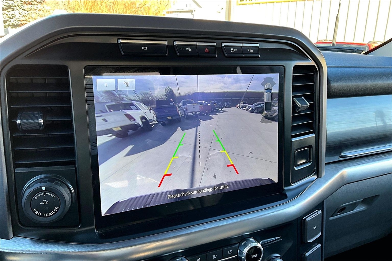 Ford F-150 Lariat SuperCrew 4WD 2023