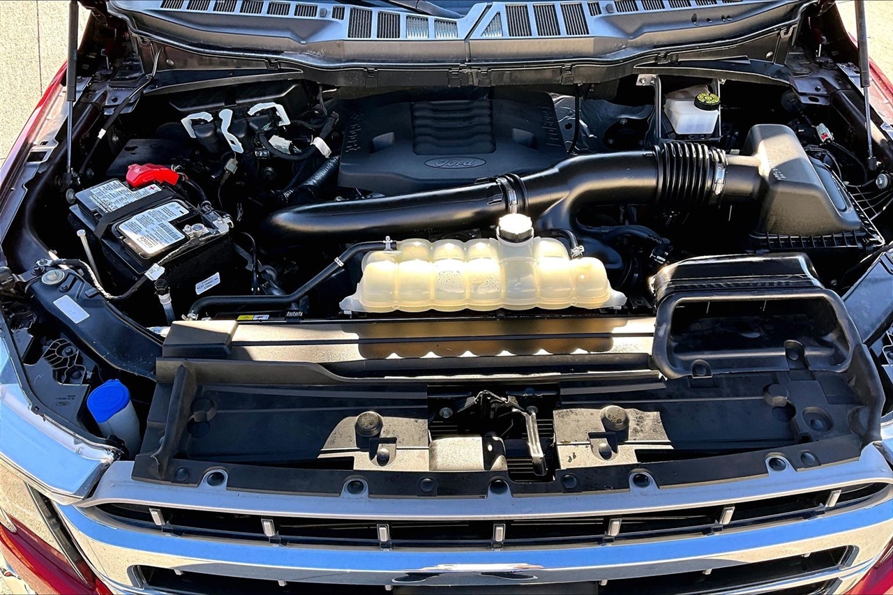 Ford F-150 Lariat SuperCrew 4WD 2023