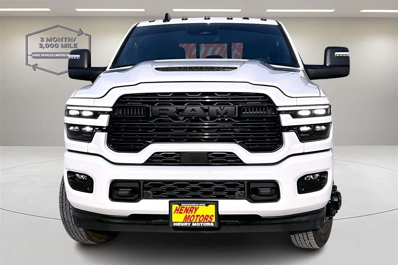 RAM 3500 Laramie 4x4 Mega Cab 6'4" Box 2025
