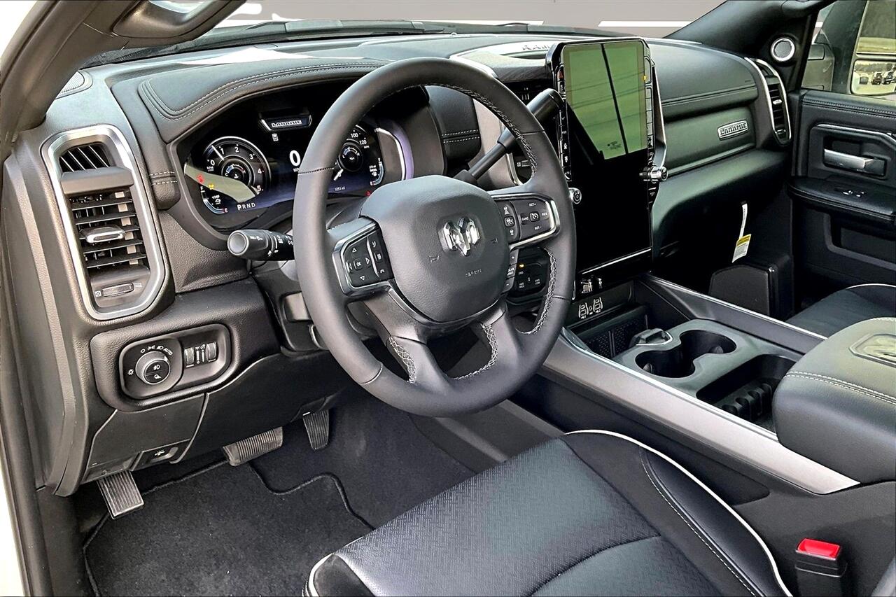 RAM 3500 Laramie 4x4 Mega Cab 6'4" Box 2025