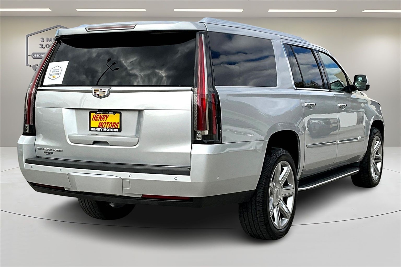 Cadillac Escalade ESV 4WD 4dr Luxury 2020