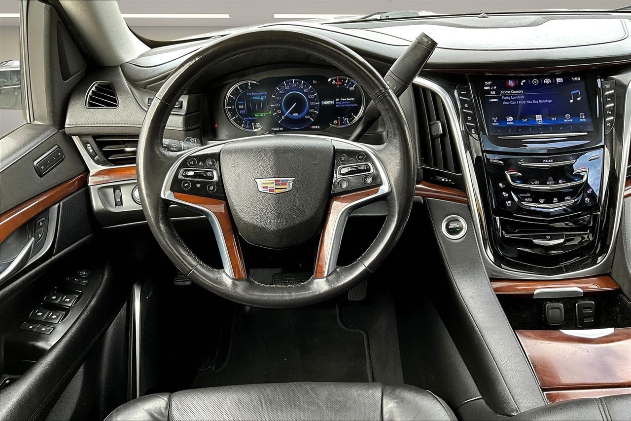 Cadillac Escalade ESV 4WD 4dr Luxury 2020