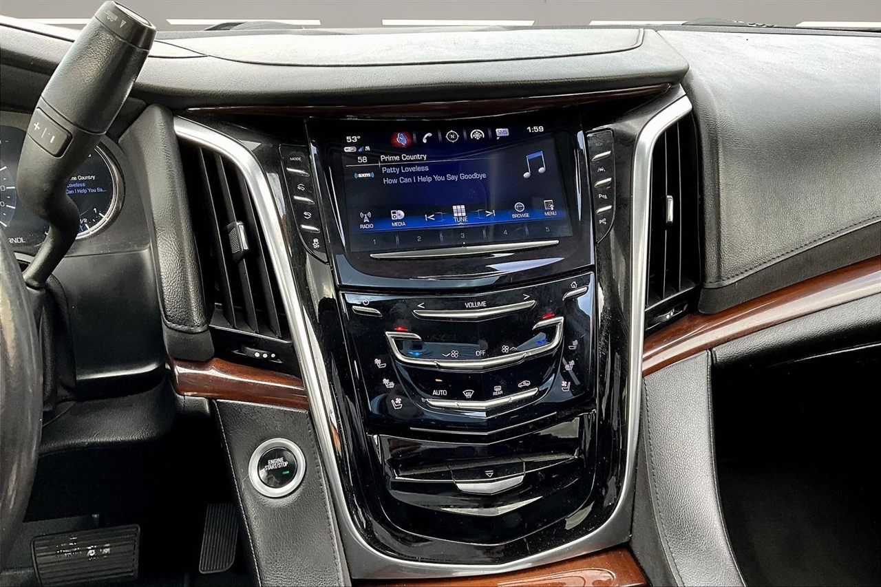 Cadillac Escalade ESV 4WD 4dr Luxury 2020
