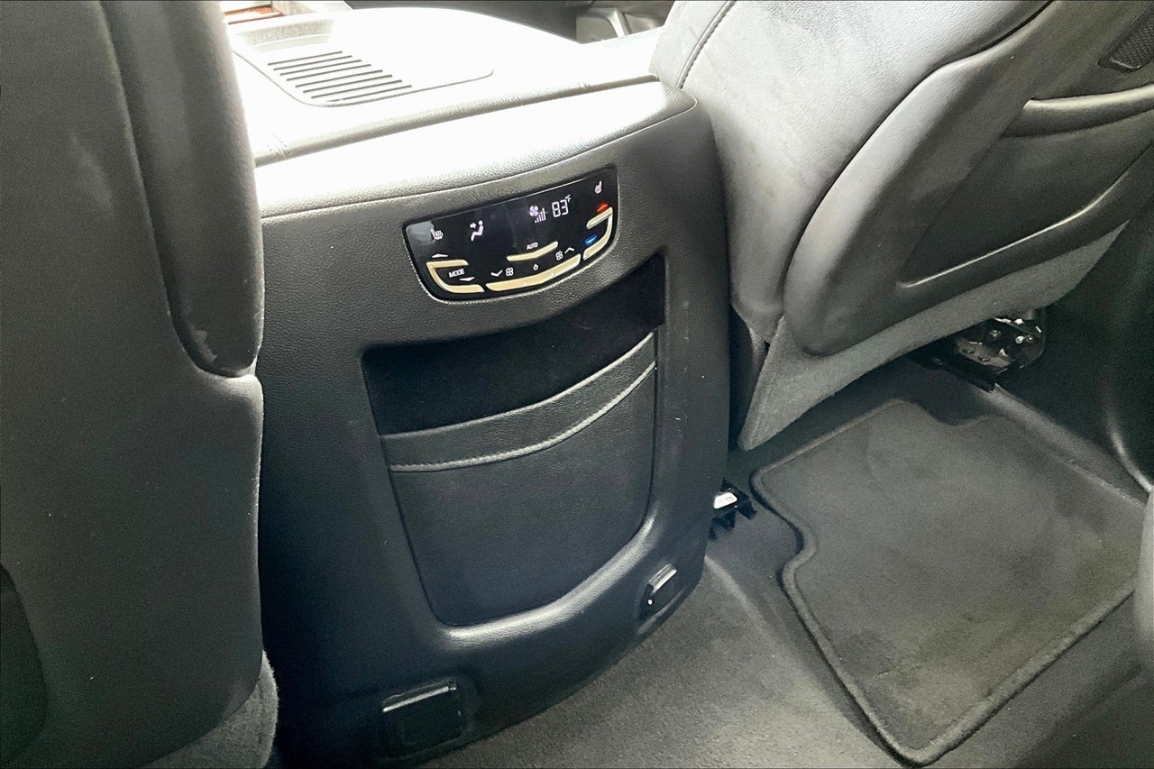 Cadillac Escalade ESV 4WD 4dr Luxury 2020