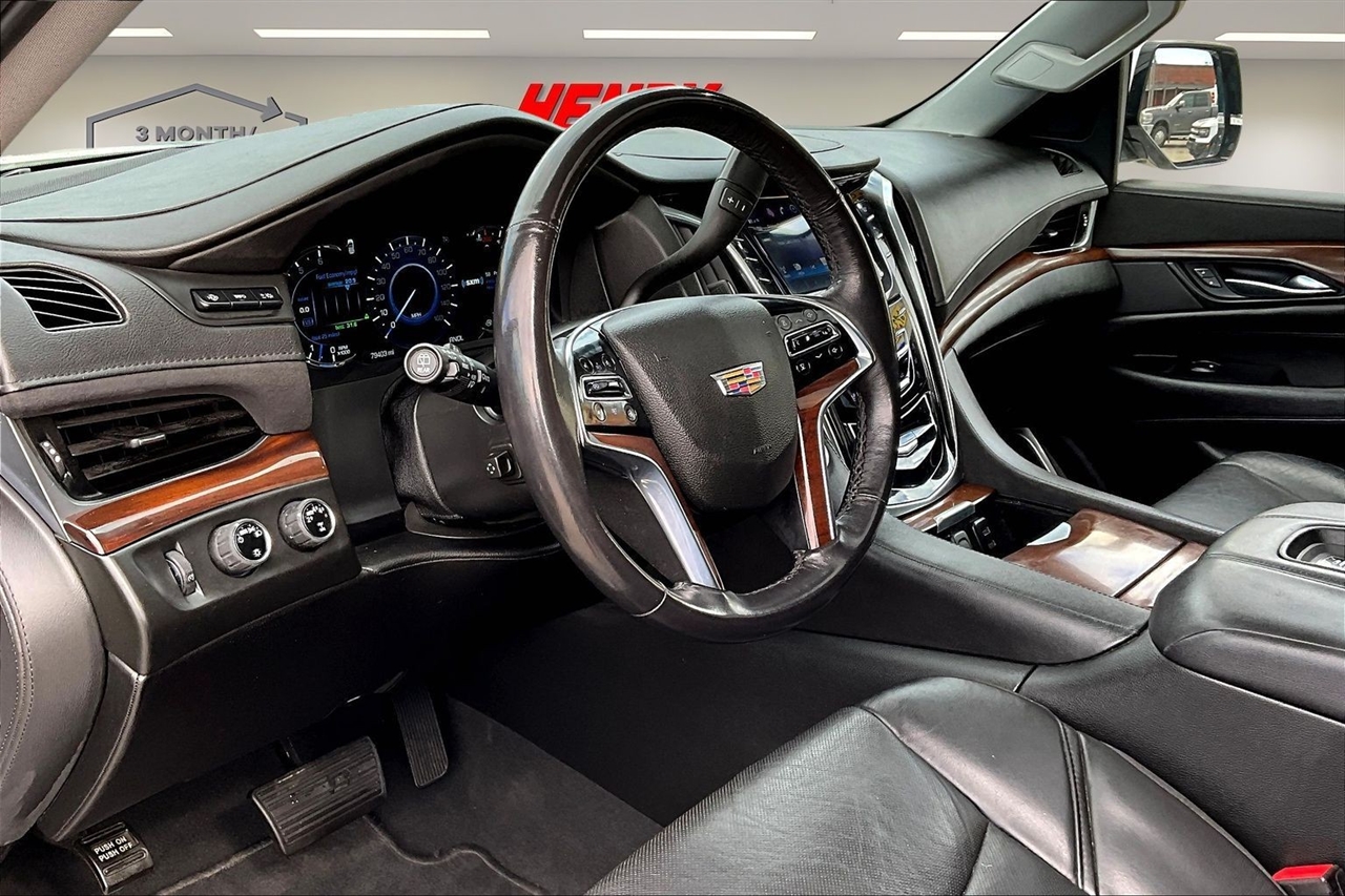 Cadillac Escalade ESV 4WD 4dr Luxury 2020