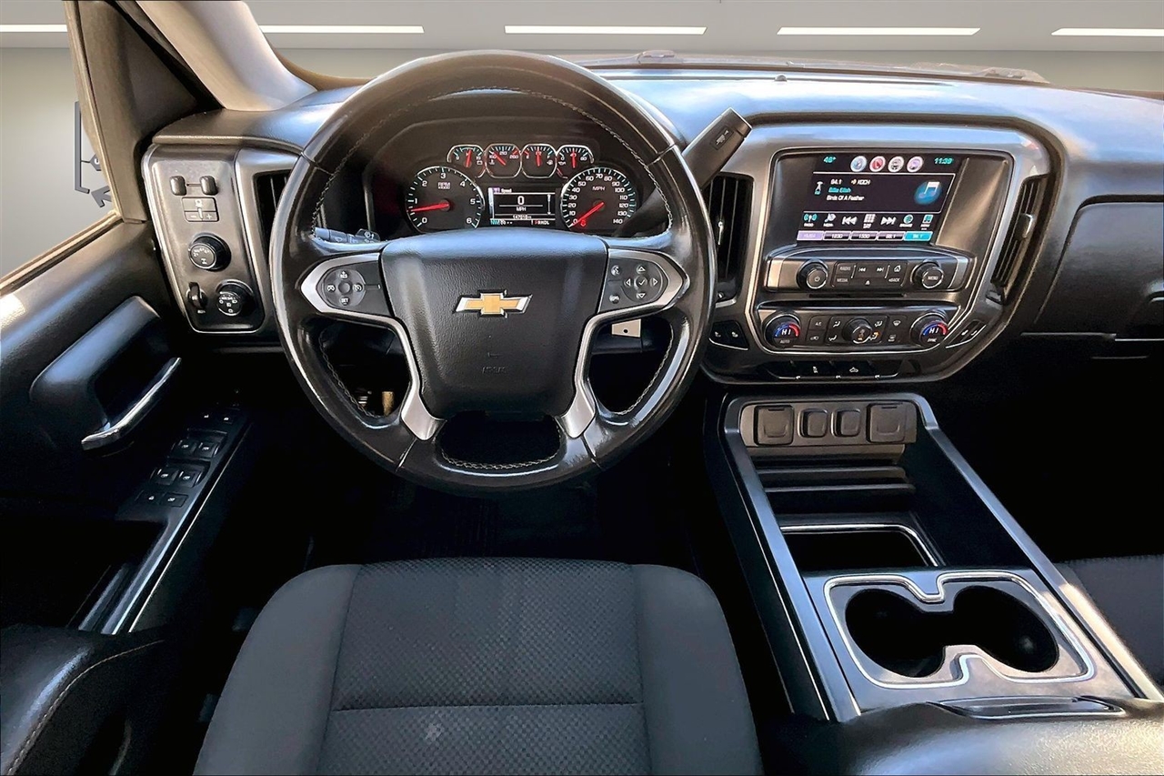 Chevrolet Silverado 1500 4WD Crew Cab 143.5" LT w/1LT 2017