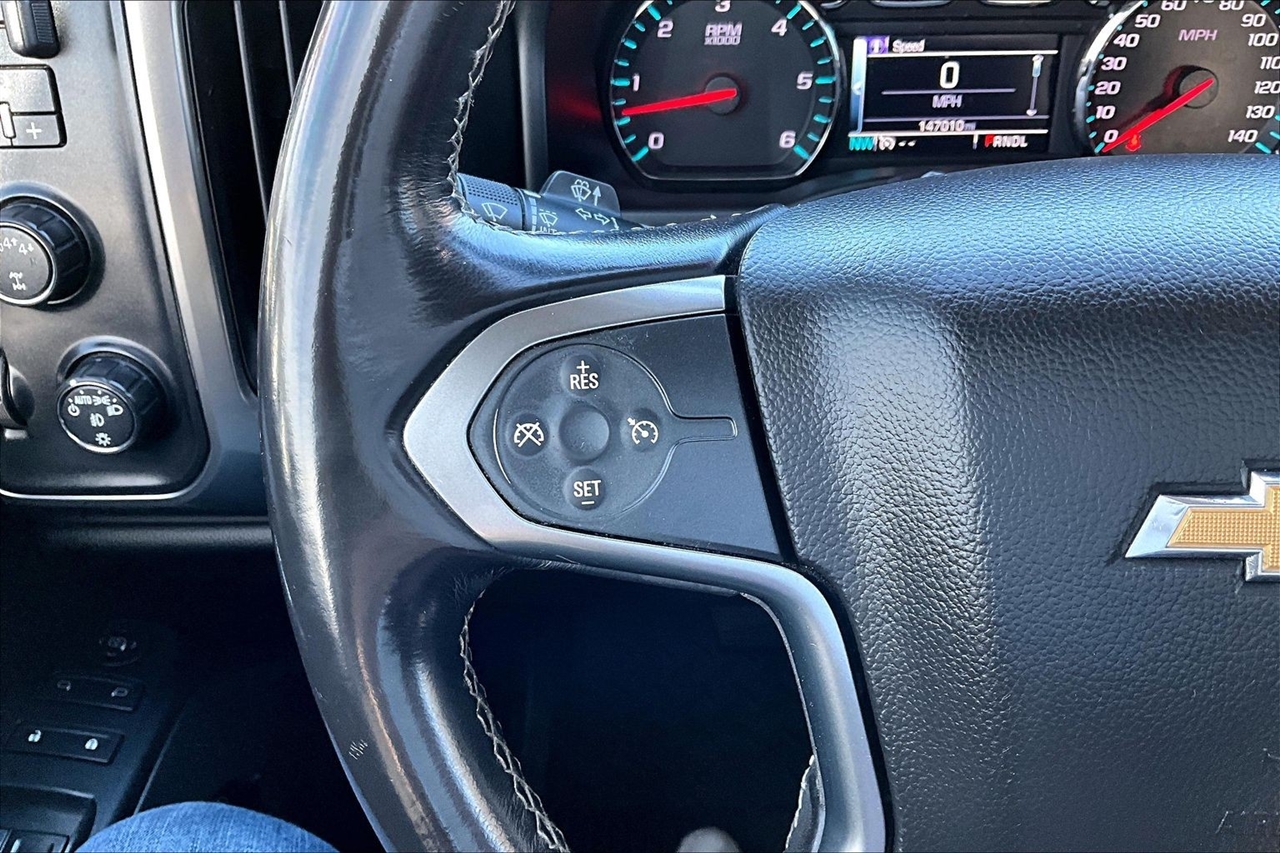 Chevrolet Silverado 1500 4WD Crew Cab 143.5" LT w/1LT 2017