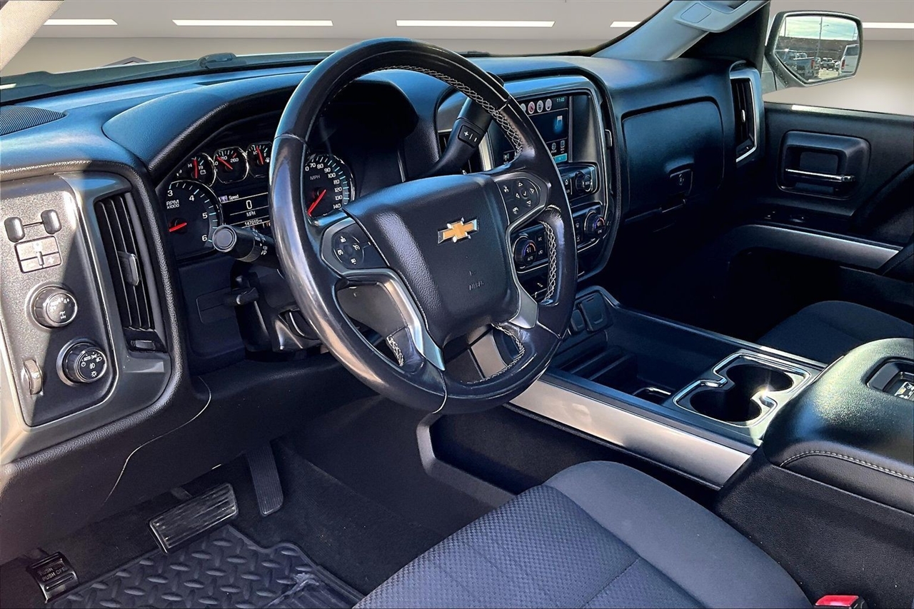 Chevrolet Silverado 1500 4WD Crew Cab 143.5" LT w/1LT 2017